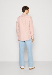 HUGO KOEY - Camicia elegante - pastel pink