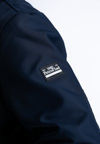 Thumbnail Image 7