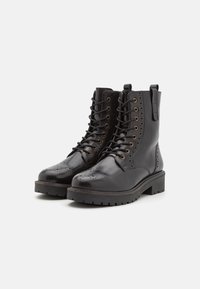 Pier One Botines con plataforma - black
