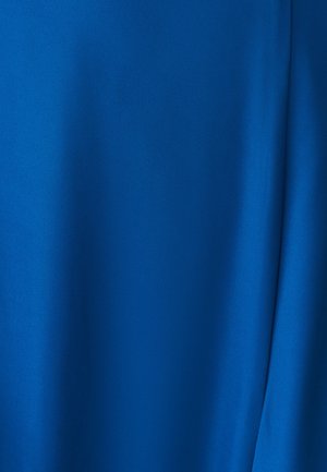 Tissu bleu vif avec une texture lisse et mate ; aucun motif ou matériel visible. Le matériau semble léger et doux.