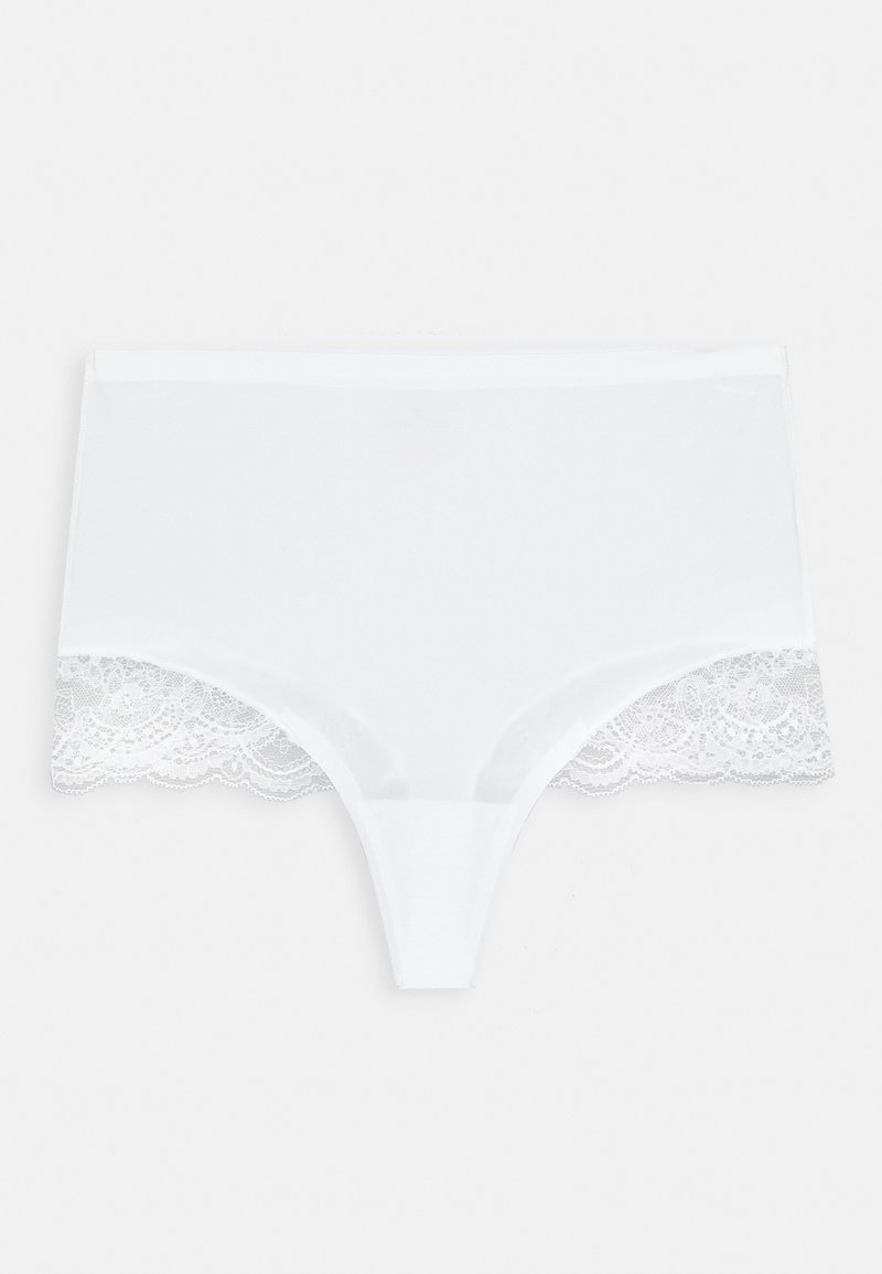 Hvite truser med blonder, laget av glatt, ugjennomsiktig materiale, med klassisk brief-design og intrikate blonde-detaljer på sidene.