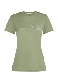 Oliven grøn kortærmet t-shirt lavet af blødt materiale, med en hvid stregtegning af et telt og et bål over brystet.