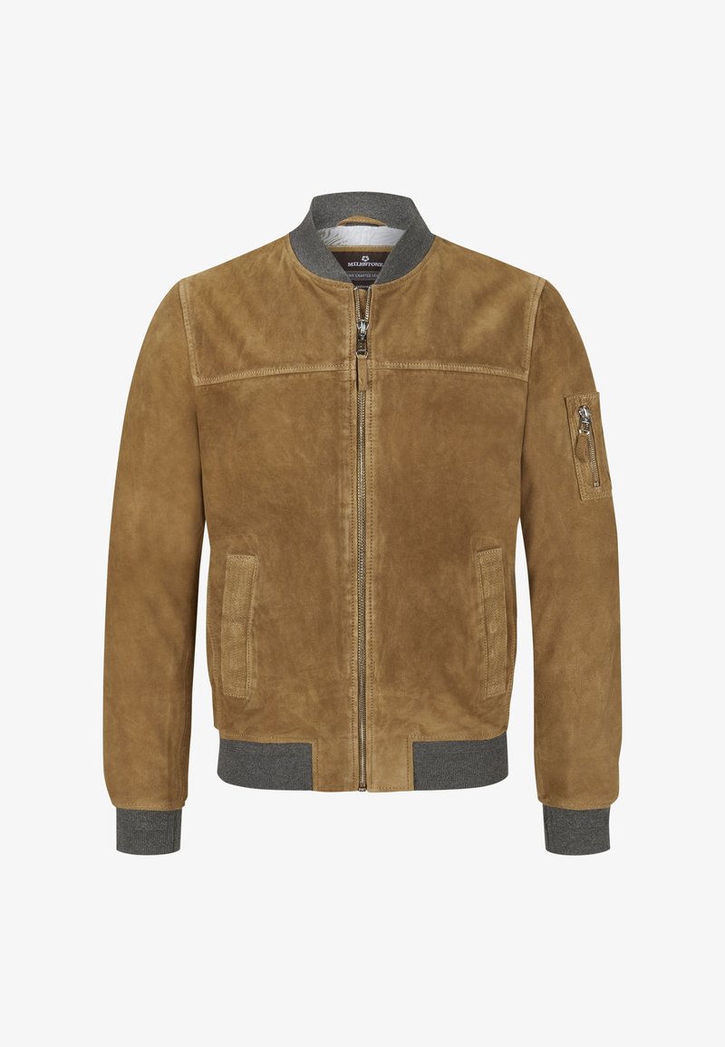 Veste bomber en daim beige avec col, poignets et bas côtelés gris, fermeture éclair devant, poches latérales et poche zippée sur la manche gauche.