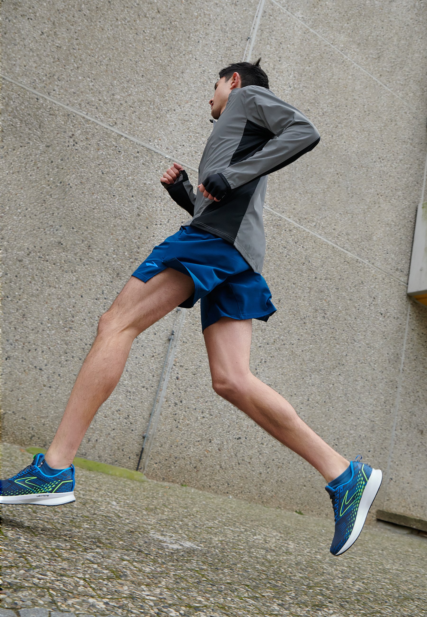 brooks levitate neutral