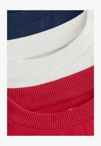 Nije odabrano, navy london