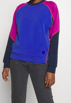 Long sleeved top - blue
