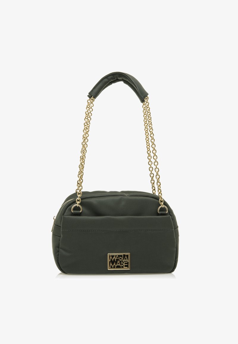 Sac à main vert olive avec un design rembourré, des sangles en chaîne dorée, une texture lisse et une plaque de logo à l'avant. Forme compacte et polyvalente.