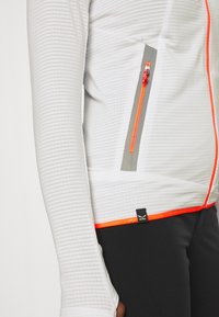 Salewa Kurtka z polaru