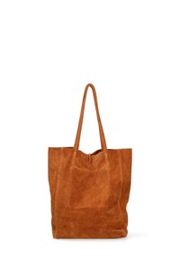 Borsa tote in suede di colore marrone medio. Presenta manici lunghi, apertura superiore e una forma rettangolare semplice. Texture morbida senza hardware visibile.