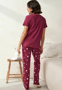 Next SHORT SLEEVE SET - REGULAR FIT - Pijama - berry red stars