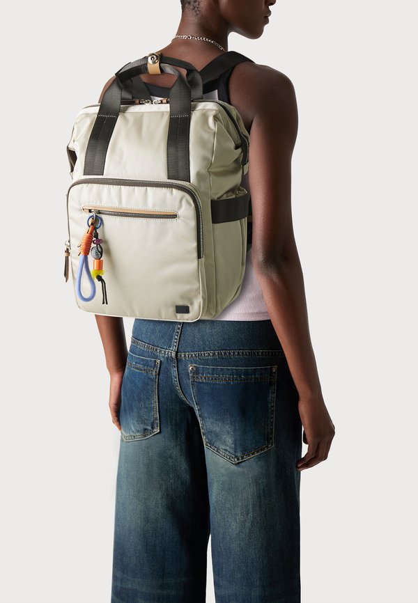 HANDBAG AQUARIUS - Rucksack - ecru