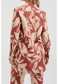 WE Fashion Camicia - light red