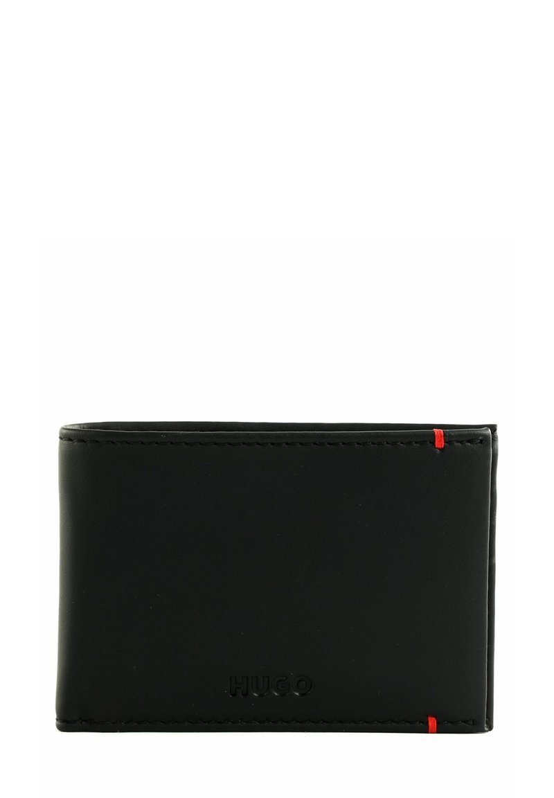 Portefeuille en cuir noir avec couture d'accent rouge, forme rectangulaire, texture lisse, et logo embossé sur le devant.