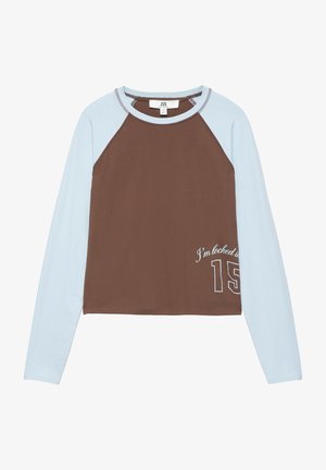 PULL&BEAR, LONG SLEEVE RAGLAN NUMBER - T-SHIRT - T-shirt à manches longues - brown