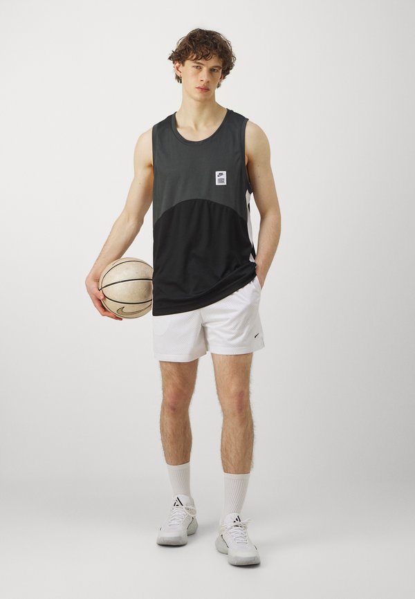 MESH SHORT 5IN - Sports shorts4