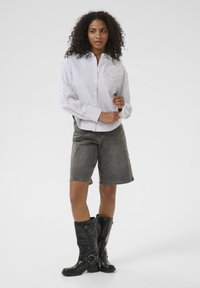Kaffe KAOSITA - Hemdbluse - white black oxford stripe