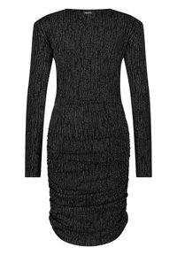 Robe noire à manches longues présentant un motif métallique texturé avec des fronces sur les côtés, créant une silhouette ajustée.