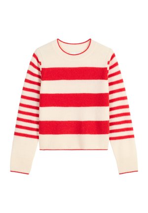 Sweter dzianinowy z długim rękawem, ozdobiony szerokimi czerwono-białymi poziomymi paskami na korpusie oraz wąskimi czerwono-białymi paskami na rękawach.