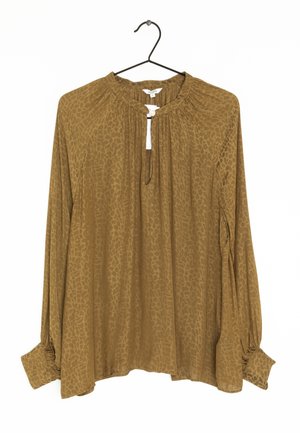 Blusa marrone a maniche lunghe con stampa animale, dotata di scollatura arricciata e chiusura a bottoni con asola. Tessuto morbido e leggero.