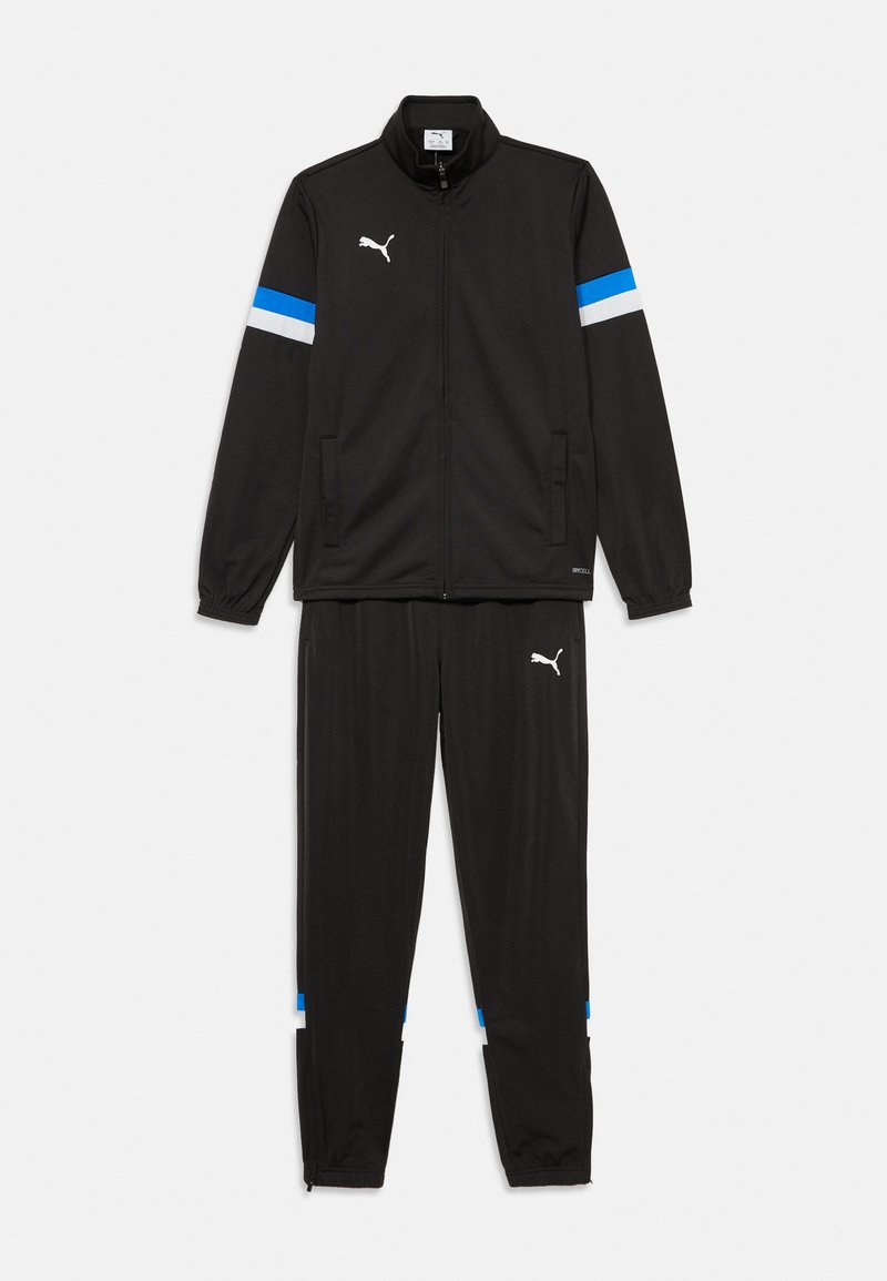 Chándal negro con una chaqueta con cremallera y pantalones elásticos. Acentos a rayas azules y blancas en las mangas y los dobladillos de los pantalones. Elaborado con una tela suave.