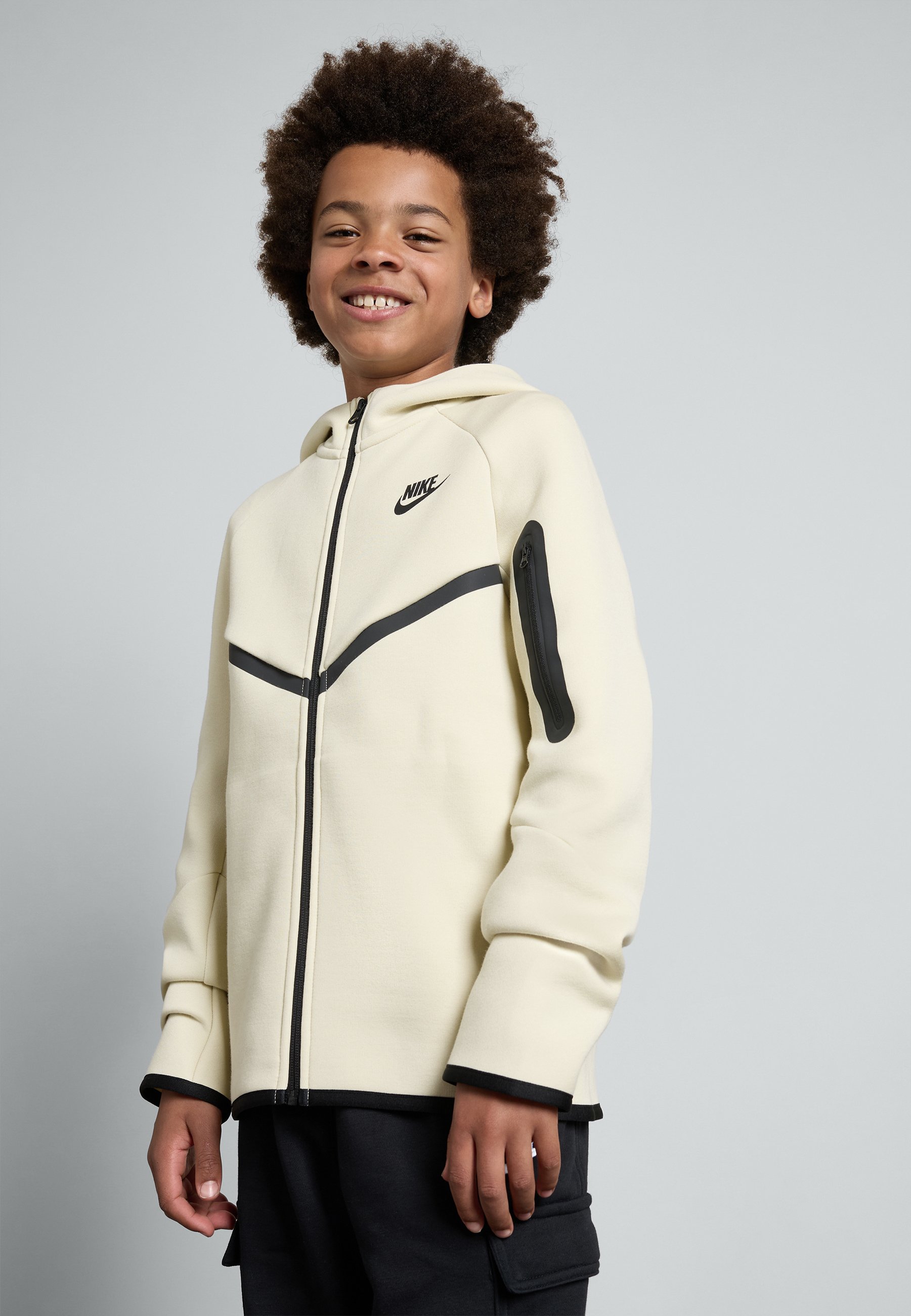 Nike Sportswear UNISEX Felpa con zip light khaki/black/cachi