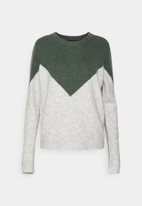 Maglione lavorato a maglia in verde scuro e grigio chiaro con un motivo a zigzag. Caratterizzato da un collo rotondo, maniche lunghe e una consistenza morbida.