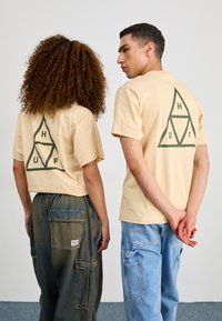 HUF TEE UNISEX - Camiseta estampada - wheat