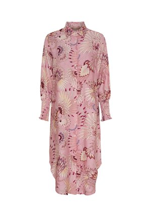 Langærmet skjortekjole med lyserød baggrund og abstrakt blomsterprint i nuancer af beige, vinrød og lilla, med rynkede manchetter.