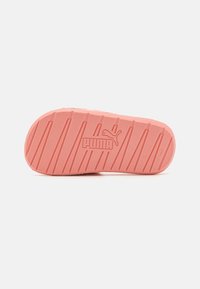 Puma COOL CAT 2.0 DAISIES UNISEX - Rantasandaalit - pink fruit/pink/white/almost apricot