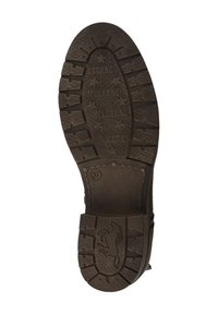 Suela de zapato de goma, marrón oscuro, con un dibujo texturizado que presenta patrones de estrellas y marca. Talla 37 marcada en el talón.