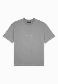 Unselected, washed cool grey/white gum