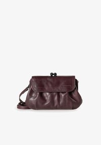 Unselected, burgundy