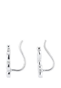 Silverörhängen med en krökt krokdesign, som har en serie släta, rundade detaljer längs framsidan och en polerad yta.