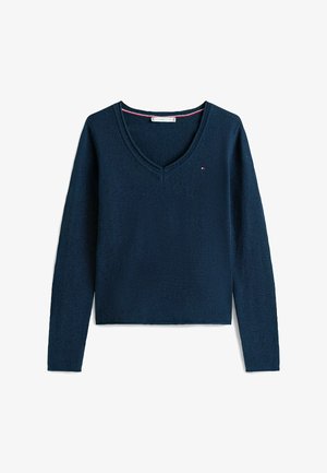 Granatowy sweter z długim rękawem w dekolcie w kształcie v, wykonany z teksturowanej tkaniny, z małym logo na piersi oraz ściągaczami na rękawach.