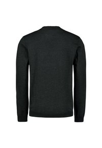 Pull gris foncé à manches longues, col rond et texture lisse. Design simple sans motifs ni accents notables.