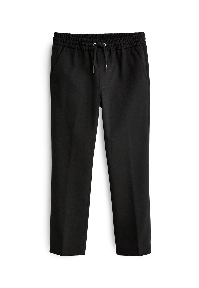 Zwarte broek van zachte stof met een elastische tailleband en een verstelbare trekkoord. Voorzien van voorzakken en een rechte pijp.