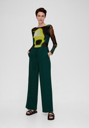 REGULAR MIT ZIERNAHT - Pantalon classique - tannengrün