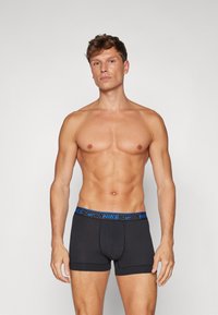 Nike Underwear TRUNK 3 PACK - Úzke boxerky - black/multicolor