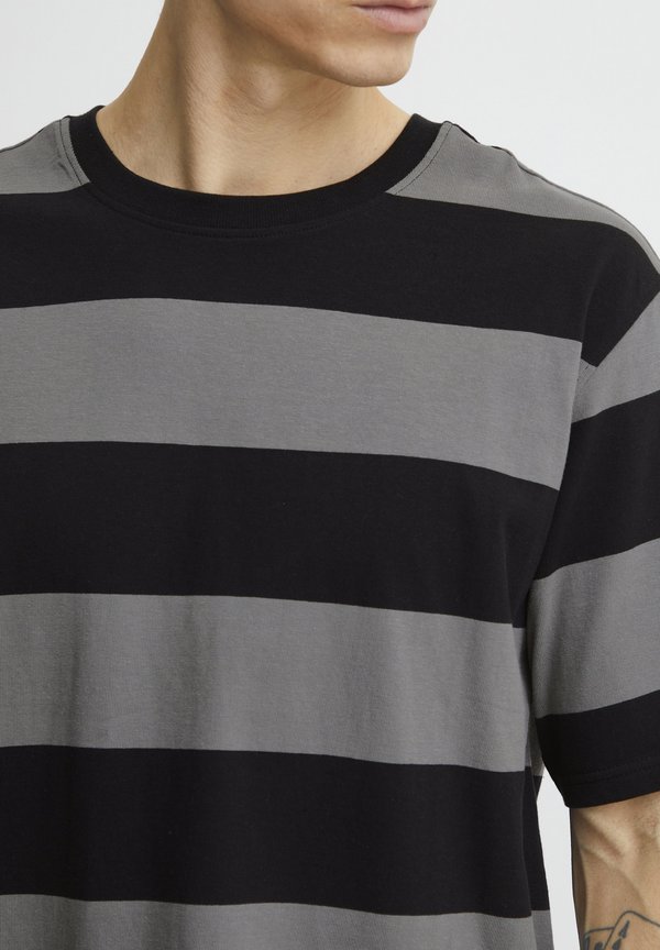 SDJoey - Print T-shirt3