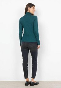 Soyaconcept SC-DOLLIE 145 - Pulover - shady green melange