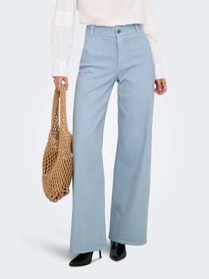 JDY HOSE MIT WEITEM BEINSCHNITT JDYIRIS NORMAL GESCHNITTEN HOSE MIT WEITEM BEINSCHNITT - Jean flare - frozen fjord