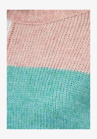 Ei valittu, pale pink/cream