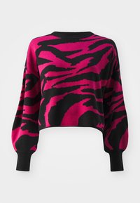 Maglione cropped a maniche lunghe con motivo astratto a strisce di tigre in nero e rosa brillante, con polsini e colletto a coste.