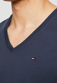 Tommy Jeans Jednoduché tričko - dark blue