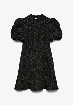 Vestido negro con patrón floral texturizado, mangas abullonadas, cuello alto y dobladillo con volantes. Cuenta con cierre de cremallera en la espalda.