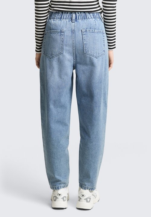 JJXX Fuji barrel leg jeans in light blue