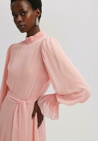 Touché Privé Maxi ruha - pink