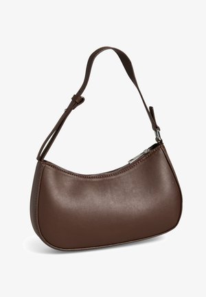 Petit sac bandoulière en cuir marron avec sangle réglable et fermeture éclair, présenté sur fond blanc. Aucun logo ou décoration visible.