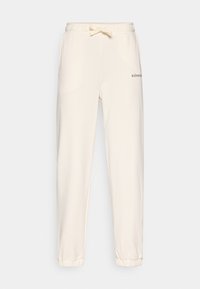 Nem kiválasztott, tofu