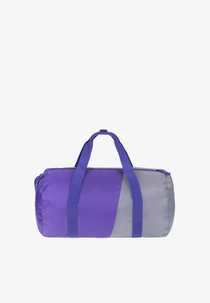 Lila-graue zylindrische Reisetasche mit doppelten lila Griffen und Reißverschluss, vor weißem Hintergrund dargestellt.